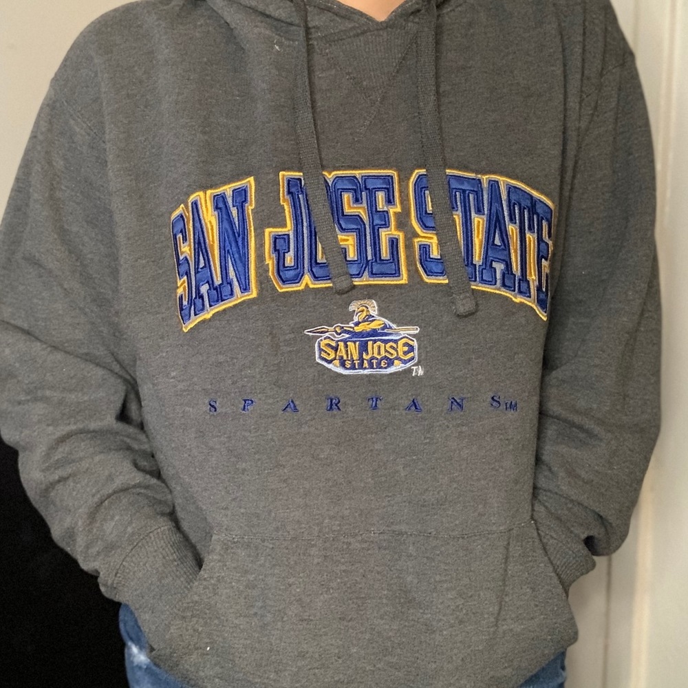 SAN JOSE STATE HOODIE!!(M)